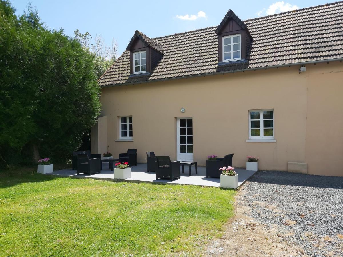 Bed and Breakfast Le Bonheur Des Plumes Montmartin-en-Graignes Exteriér fotografie